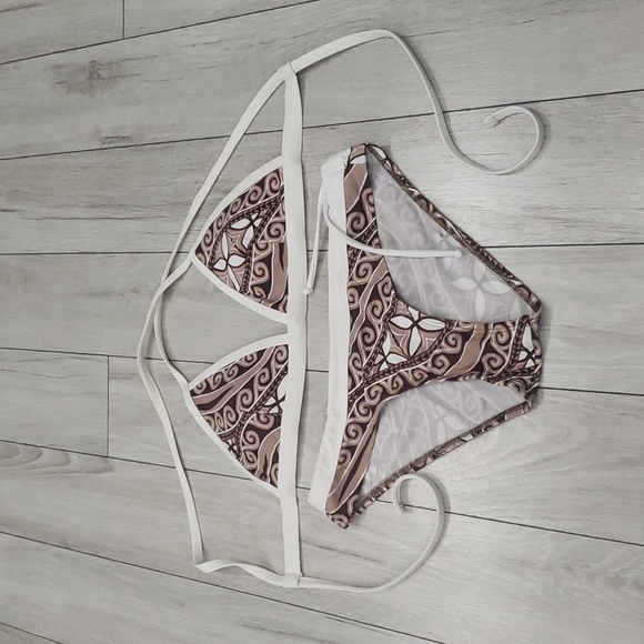 3/$25 Tie back bikini - Picture 1 of 5